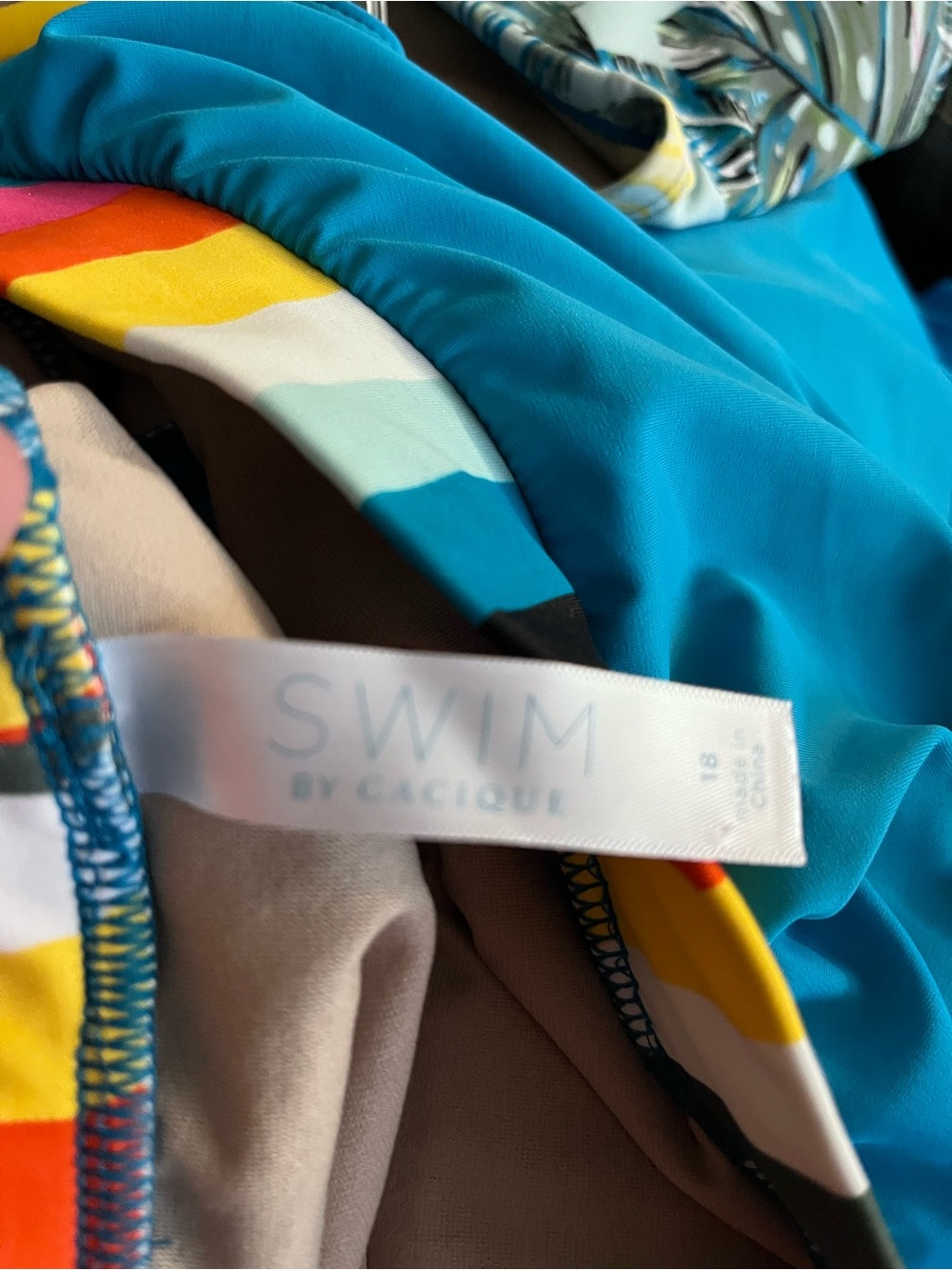 Cacique by Lane Bryant Tropical Floral Tankini - Picture 13 of 14